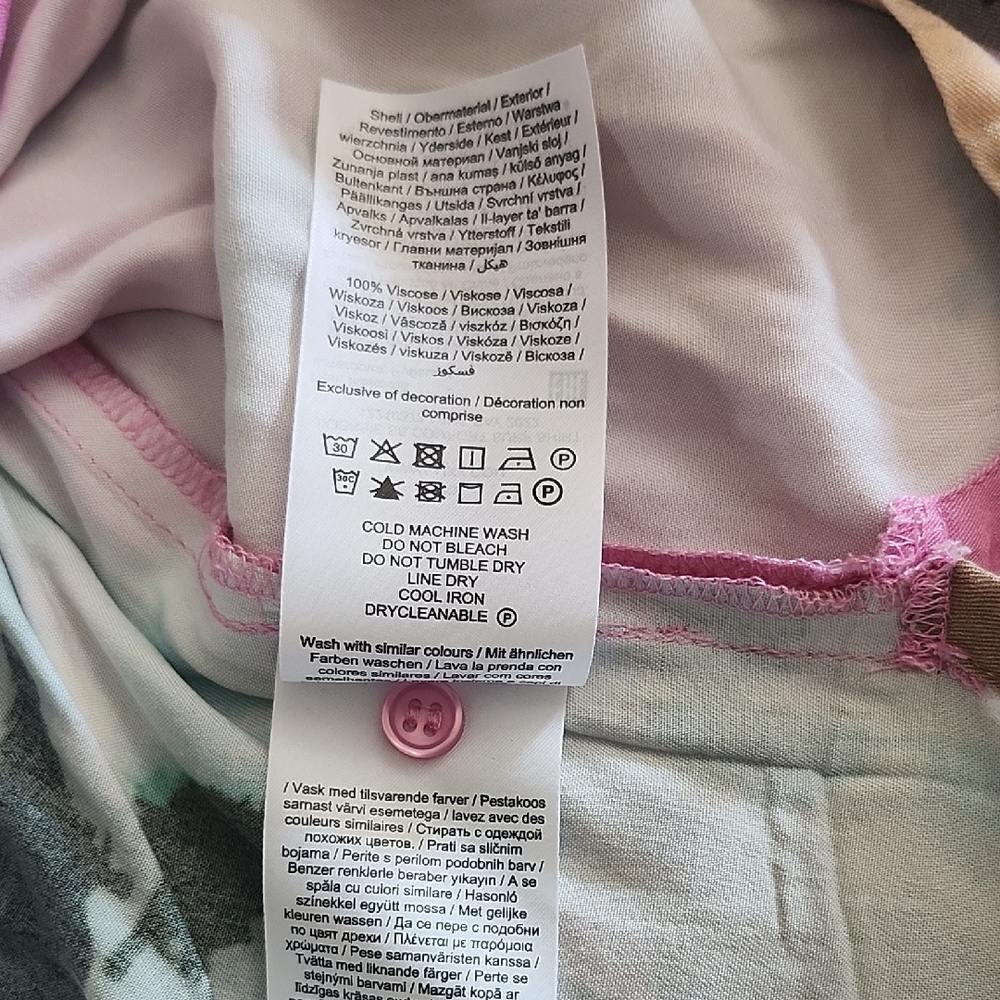 Colorful Abstract Button-Up Shirt - Picture 3 of 4
